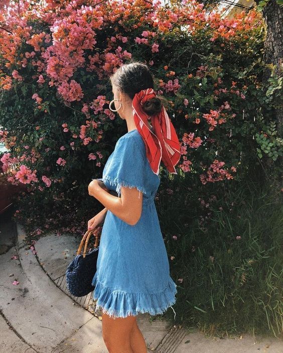 Stílusiskola: így viselj nyáron farmerruhákat - DIVAT&STÍLUS - Stílusiskola - divat, farmerruha, nyár, outfit, stílus, 