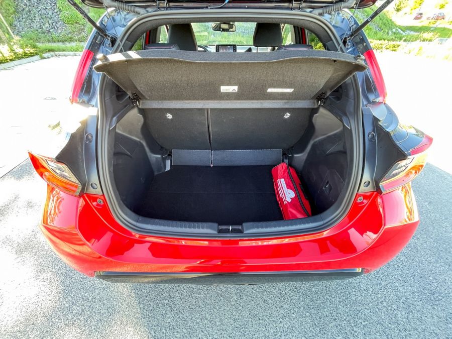 Mi kell a nőnek? – Toyota Yaris 1.5 Hybrid 116LE - STYLENEWS - Mobility - Toyota Yaris 1%2C5 Hybrid teszt, Toyota yaris 2021 teszt, yaris hybrid, yaris hybris teszt, 