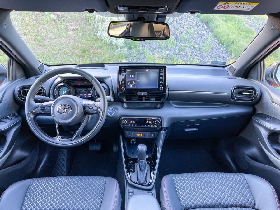 Mi kell a nőnek? – Toyota Yaris 1.5 Hybrid 116LE - STYLENEWS - Mobility - Toyota Yaris 1%2C5 Hybrid teszt, Toyota yaris 2021 teszt, yaris hybrid, yaris hybris teszt, 