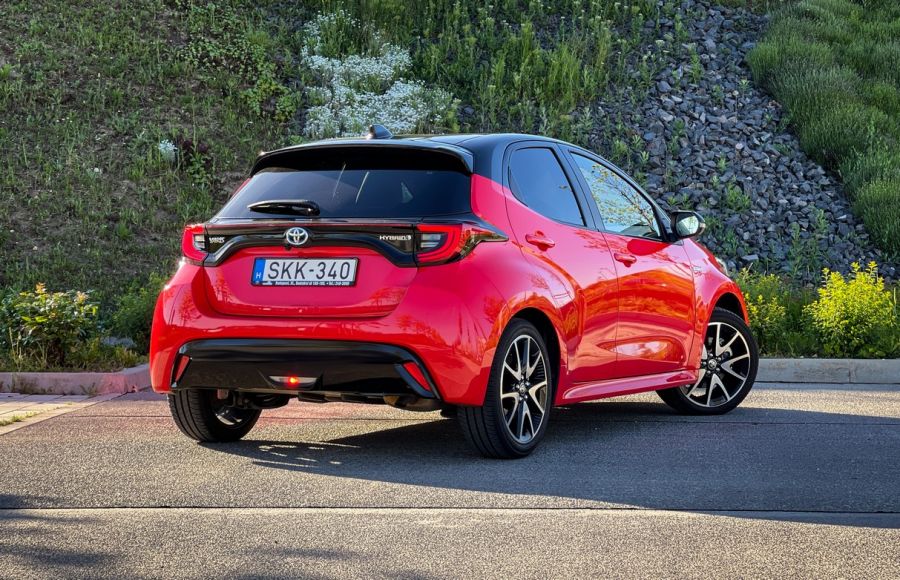 Mi kell a nőnek? – Toyota Yaris 1.5 Hybrid 116LE - STYLENEWS - Mobility - Toyota Yaris 1%2C5 Hybrid teszt, Toyota yaris 2021 teszt, yaris hybrid, yaris hybris teszt, 