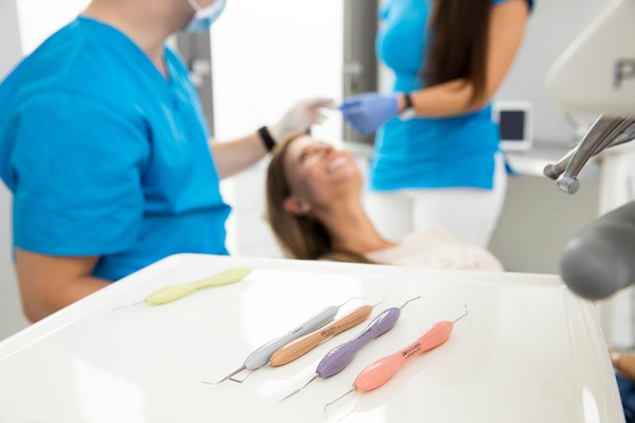 Mi okozhat még fogfájást a szuvasodáson kívül? És hogyan ismerjük fel? - STYLELIFE - Egészség - clinident, clinident fogászati centrum, fogfájás, fogorvos, 