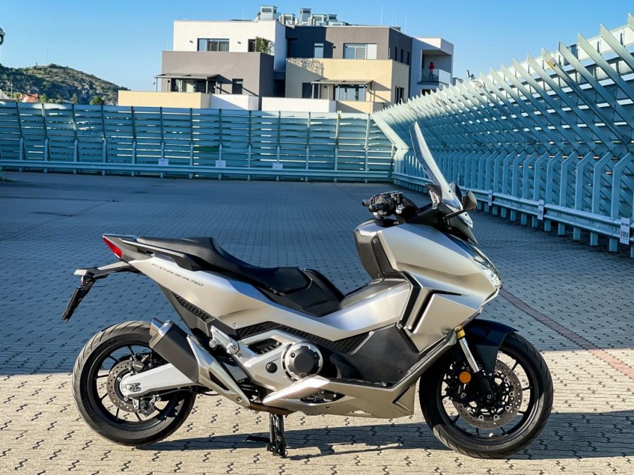 A robogómotorkerékpár – Honda Forza 750 - STYLENEWS - Mobility - Forza 750 teszt, Honda Forza, Honda forza 2021 teszt, Honda Forza 750, Honda robogó teszt, 