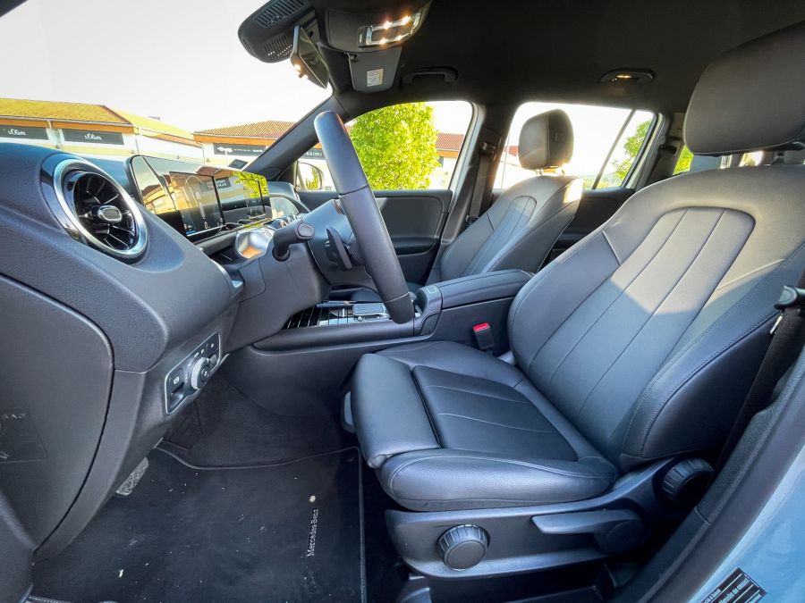 Alaptípus Mercedes módra, avagy 3 gyerek és a 3 ágú csillag – Mercedes GLB 180d - STYLENEWS - Mobility - glb mercedes, glb teszt, mercedes glb dízel, mercedes terepjáró, mercedes-benz glb 180d teszt, 