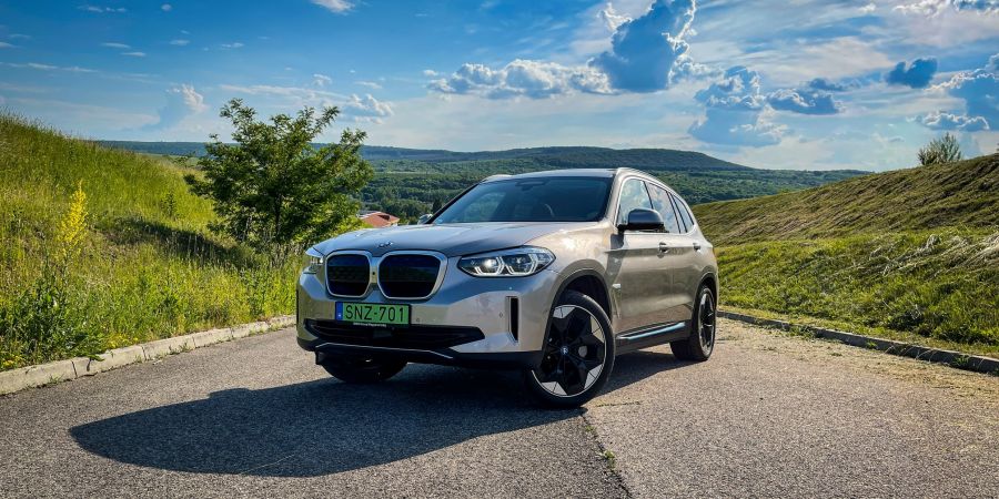 Így kell a hiányt pótolni – BMW iX3 - STYLENEWS - Mobility - BMW elektromos SUV, BMW iX3, BMW iX3 teszt, ix3 teszt, 