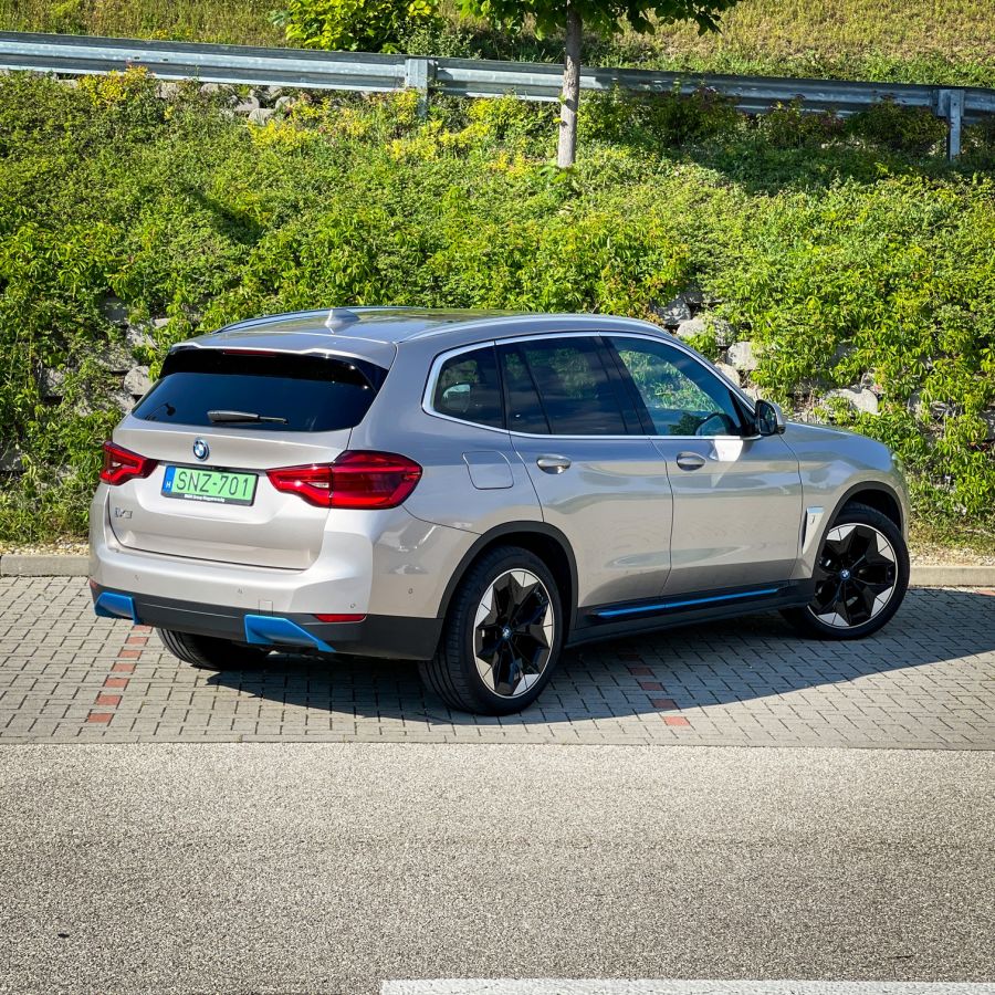 Így kell a hiányt pótolni – BMW iX3 - STYLENEWS - Mobility - BMW elektromos SUV, BMW iX3, BMW iX3 teszt, ix3 teszt, 