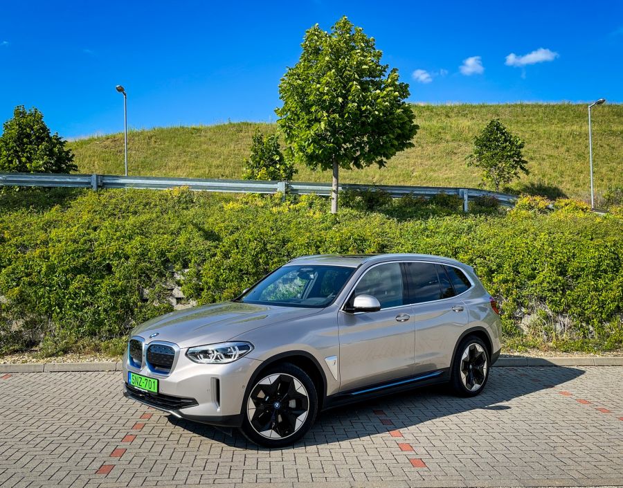 Így kell a hiányt pótolni – BMW iX3 - STYLENEWS - Mobility - BMW elektromos SUV, BMW iX3, BMW iX3 teszt, ix3 teszt, 