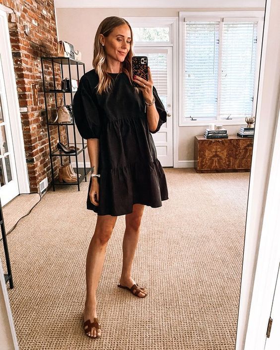 Stílusiskola: így viseld nyáron a kis fekete ruhát - DIVAT&STÍLUS - Stílusiskola - divat, fekete, kis fekete ruha, nyár, outfit, ruha, stílus, 