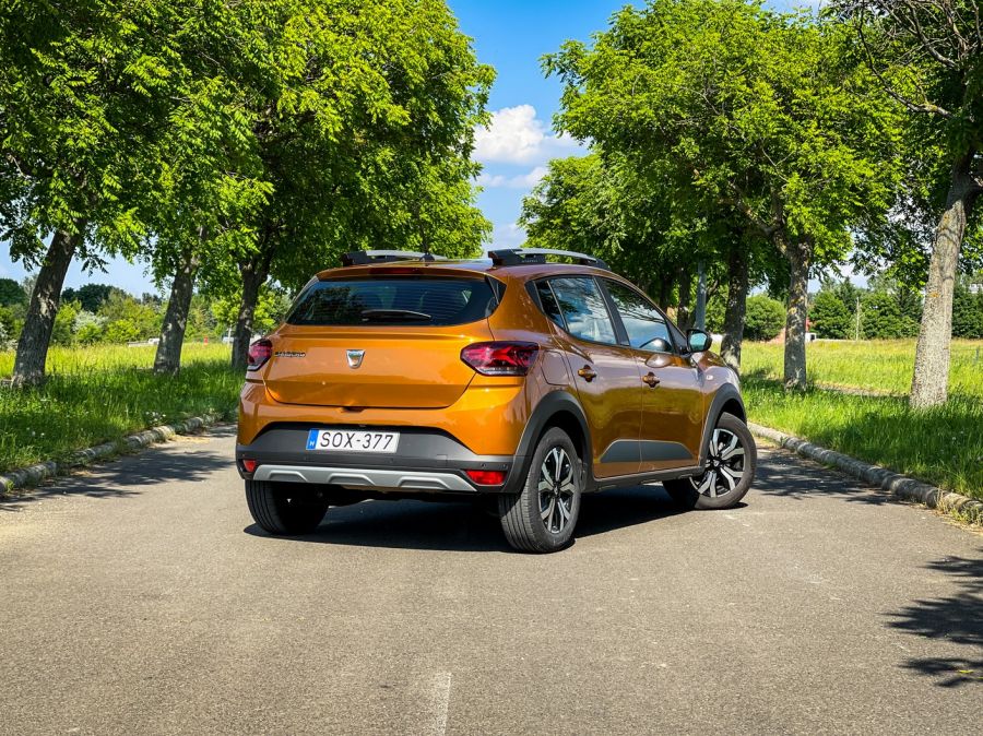 Tényleg ez a low-cost? – Dacia Sandero Stepway Comfort TCe 90 CVT - STYLENEWS - Mobility - dacia sandero, sandero 2021, sandero stepway, sandero stepway 2021, sandero stepway confort rce 90 cvt teszt, sandero stepway teszt, sandero teszt, 