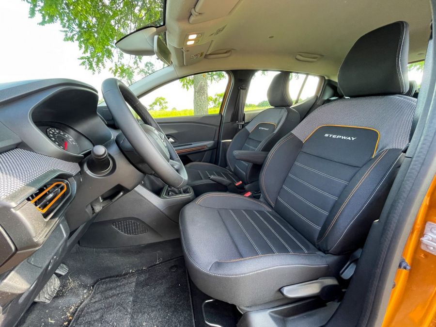 Tényleg ez a low-cost? – Dacia Sandero Stepway Comfort TCe 90 CVT - STYLENEWS - Mobility - dacia sandero, sandero 2021, sandero stepway, sandero stepway 2021, sandero stepway confort rce 90 cvt teszt, sandero stepway teszt, sandero teszt, 