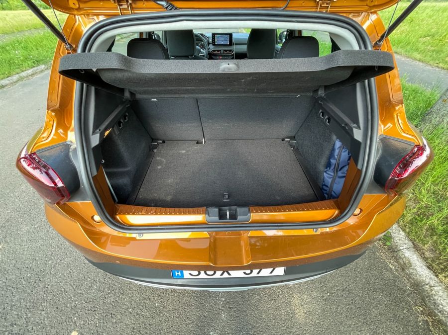 Tényleg ez a low-cost? – Dacia Sandero Stepway Comfort TCe 90 CVT - STYLENEWS - Mobility - dacia sandero, sandero 2021, sandero stepway, sandero stepway 2021, sandero stepway confort rce 90 cvt teszt, sandero stepway teszt, sandero teszt, 