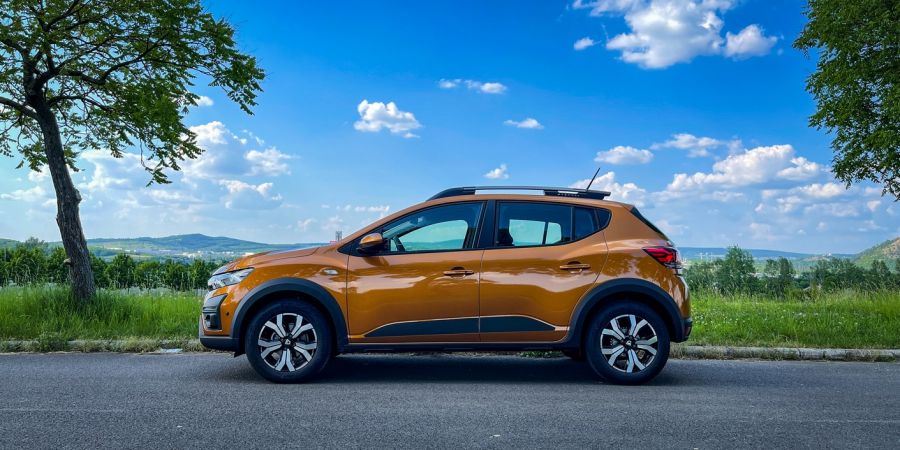 Tényleg ez a low-cost? – Dacia Sandero Stepway Comfort TCe 90 CVT - STYLENEWS - Mobility - dacia sandero, sandero 2021, sandero stepway, sandero stepway 2021, sandero stepway confort rce 90 cvt teszt, sandero stepway teszt, sandero teszt, 