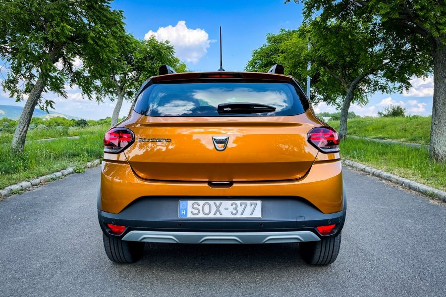 Tényleg ez a low-cost? – Dacia Sandero Stepway Comfort TCe 90 CVT - STYLENEWS - Mobility - dacia sandero, sandero 2021, sandero stepway, sandero stepway 2021, sandero stepway confort rce 90 cvt teszt, sandero stepway teszt, sandero teszt, 