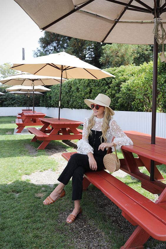 Stílusiskola: a legjobb nyári fekete-fehér outfitek - DIVAT&STÍLUS - Stílusiskola - divat, fehér, fekete, nyár, outfit, stílus, 