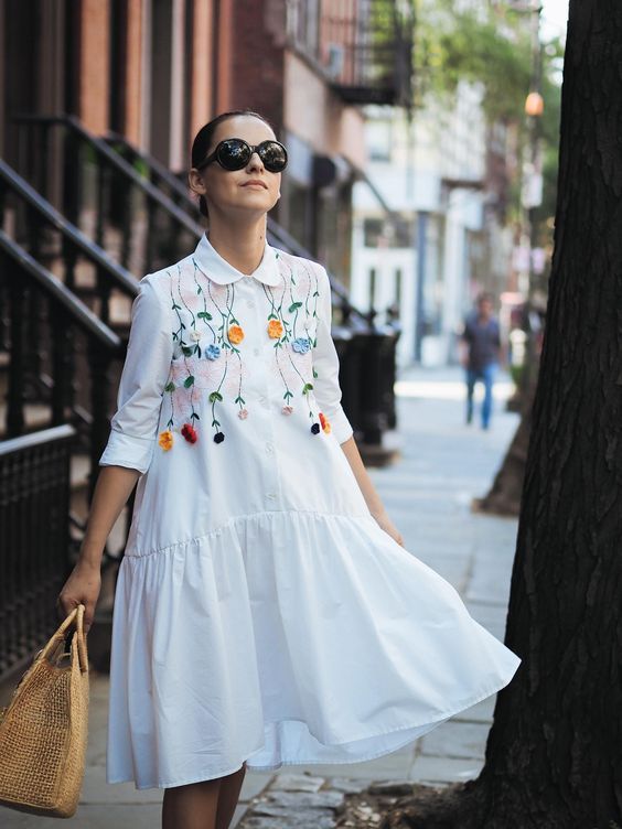 Stílusiskola: így viselj hímzett ruhadarabokat - DIVAT&STÍLUS - Stílusiskola - divat, hímzett, outfit, stílus, 