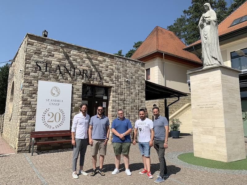 Jótékonysági vacsora Kiss Norbival a Sulyom Tájétteremben St Andrea borokkal - STYLENEWS - Rendezvények - jótékonyság, kiss norbi, st andrea, 