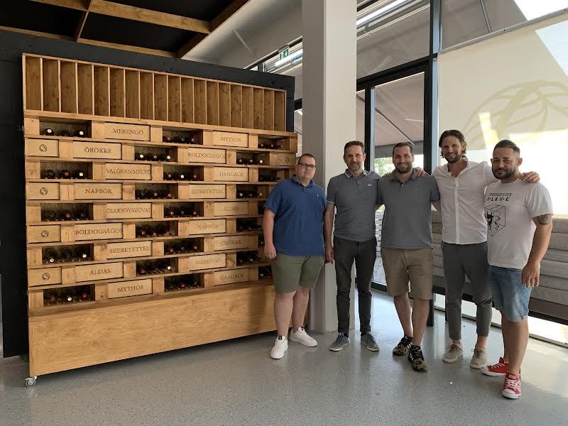 Jótékonysági vacsora Kiss Norbival a Sulyom Tájétteremben St Andrea borokkal - STYLENEWS - Rendezvények - jótékonyság, kiss norbi, st andrea, 