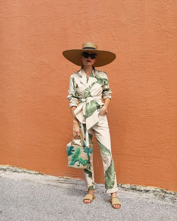 Stílusiskola: így viselj overálokat a nyár hátralévő részében - DIVAT&STÍLUS - Stílusiskola - 