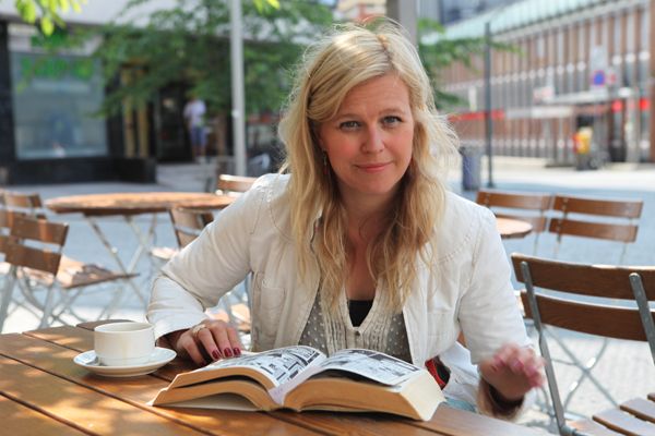 'Hagyni kell, hogy az ember saját maga fedezze fel az életet és a szerelmet.' – interjú Hilde Ostby-val, a „Titokzatos Memória” szerzőpárosának egyik tagjával - STYLENEWS - Kultúr-kitérő - hilde ostby, interjú, író, könyv, 