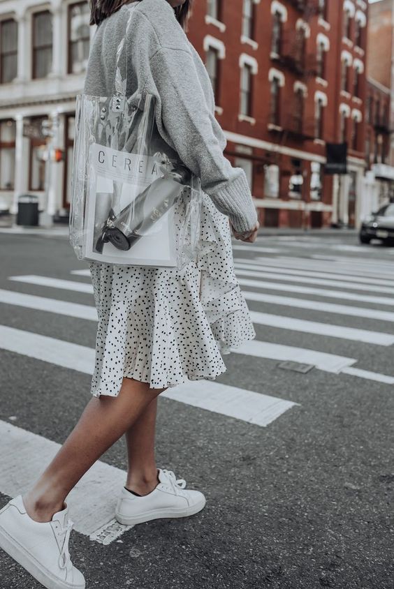 Stílusiskola: így viselj nyáron szürkét - DIVAT&STÍLUS - Stílusiskola - divat, nyár, outfit, stílus, szürke, 