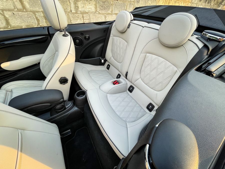 Csak az élvezet végett – Mini JCW Cabrio 2021 - STYLENEWS - Mobility - Mini  2021, Mini Cabrio teszt, Mini JWC Cabrio 2021 teszt, Mini teszt, 