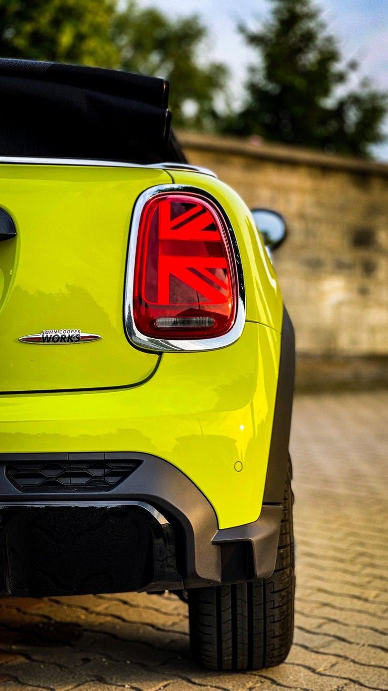 Csak az élvezet végett – Mini JCW Cabrio 2021 - STYLENEWS - Mobility - Mini  2021, Mini Cabrio teszt, Mini JWC Cabrio 2021 teszt, Mini teszt, 