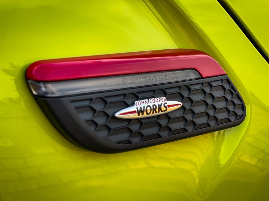 Csak az élvezet végett – Mini JCW Cabrio 2021 - STYLENEWS - Mobility - Mini  2021, Mini Cabrio teszt, Mini JWC Cabrio 2021 teszt, Mini teszt, 