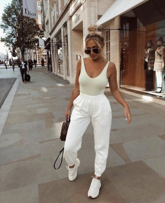 Stílusiskola: sportosan, mégis csinosan - DIVAT&STÍLUS - Stílusiskola - divat, outfit, sportos, stílus, 