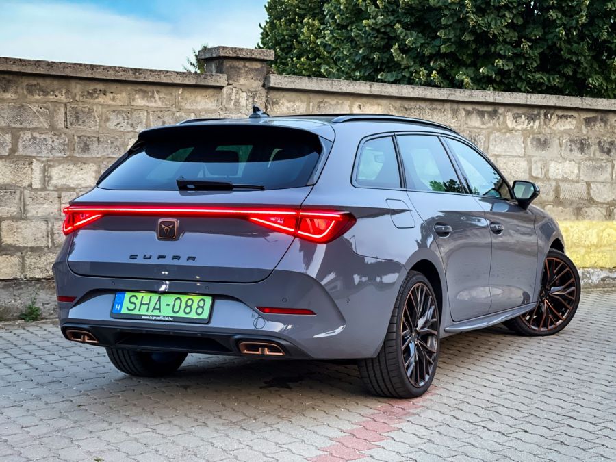 Egy csipet fűszerrel több – Cupra Leon Kombi PHEV - STYLENEWS - Mobility - Cupra Leon kombi PHEV teszt, Cupra PHEV teszt, Cupra teszt, Leon cupra teszt, Leon PHEV teszt, 