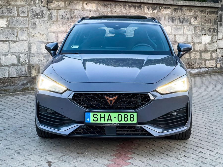 Egy csipet fűszerrel több – Cupra Leon Kombi PHEV - STYLENEWS - Mobility - Cupra Leon kombi PHEV teszt, Cupra PHEV teszt, Cupra teszt, Leon cupra teszt, Leon PHEV teszt, 