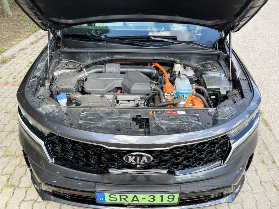 A tömegcikk és a prémium határa – KIA Sorento Plug-in Hybrid - STYLENEWS - Mobility - kia sorento, KIA sorento 2021 PHEV teszt, sorento hybrid, sorento hybrid teszt, sorento kia, sorento plug-in hybrid teszt, 