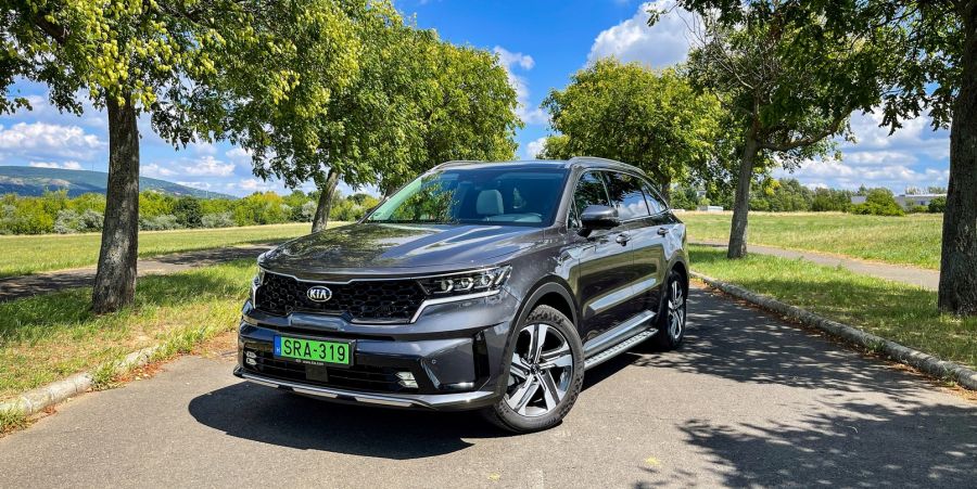A tömegcikk és a prémium határa – KIA Sorento Plug-in Hybrid - STYLENEWS - Mobility - kia sorento, KIA sorento 2021 PHEV teszt, sorento hybrid, sorento hybrid teszt, sorento kia, sorento plug-in hybrid teszt, 