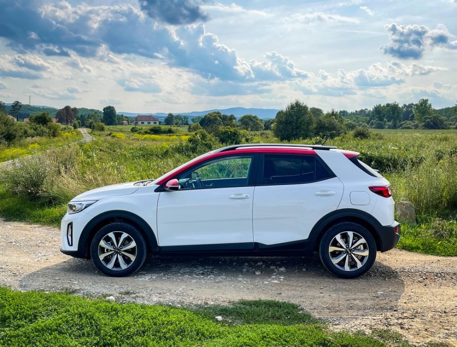 A hetes szám bűvöletében - Kia Stonic 1.0 ECO Dinamic+ Style - STYLENEWS - Mobility - 2021 kia stonic, KIA Stonic 1.0 ECO dynamic+ teszt, kia stonic teszt, Stonic 1.0 teszt, stonic teszt, 