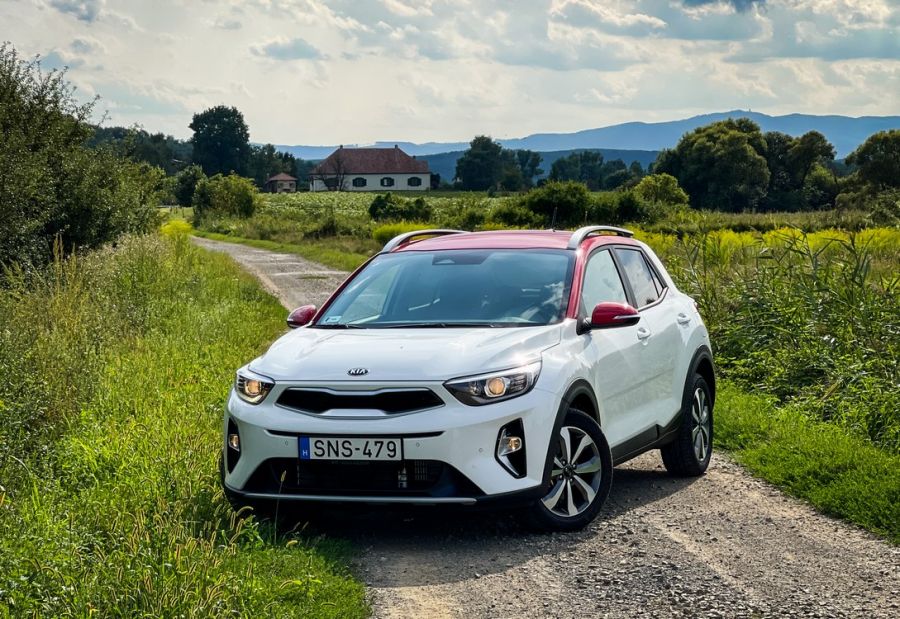 A hetes szám bűvöletében - Kia Stonic 1.0 ECO Dinamic+ Style - STYLENEWS - Mobility - 2021 kia stonic, KIA Stonic 1.0 ECO dynamic+ teszt, kia stonic teszt, Stonic 1.0 teszt, stonic teszt, 