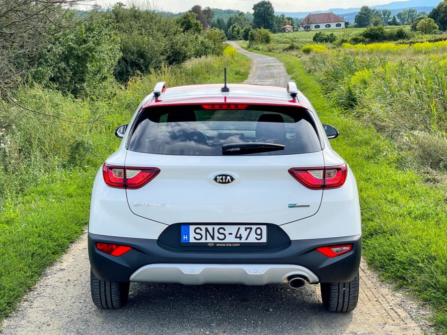A hetes szám bűvöletében - Kia Stonic 1.0 ECO Dinamic+ Style - STYLENEWS - Mobility - 2021 kia stonic, KIA Stonic 1.0 ECO dynamic+ teszt, kia stonic teszt, Stonic 1.0 teszt, stonic teszt, 