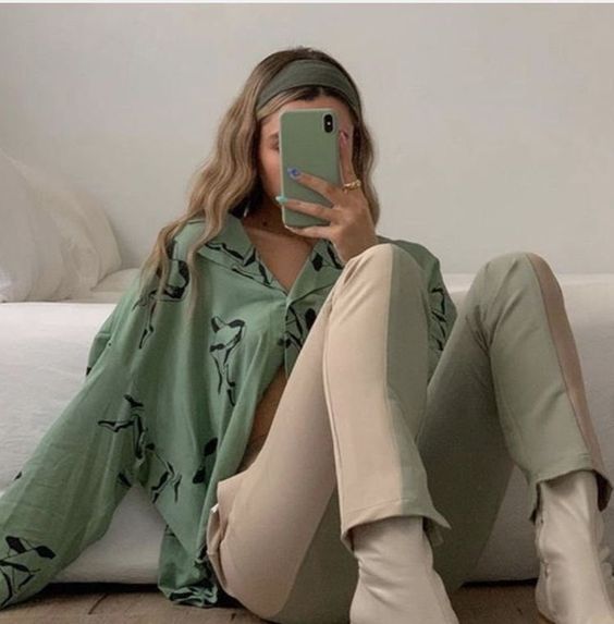 Stílusiskola: így viseld ősszel a zsályazöld színt - DIVAT&STÍLUS - Stílusiskola - divat, outfit, ősz, stílus, zsálya, zsályazöld, 