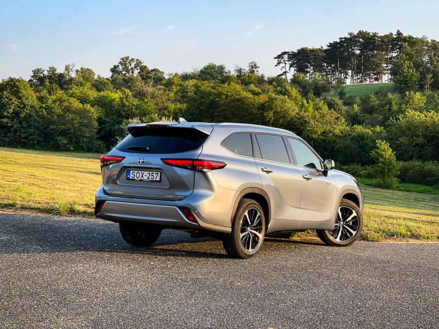 Nem Európának készült – Toyota Highlander AWD Executive - Mobility -  - Highlander 2021, highlander teszt, Toyota Highlander AWD Executive teszt, Toyota Highlander teszt, 