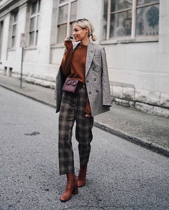 Stílusiskola: csodás őszi outfitek barnával - DIVAT&STÍLUS - Stílusiskola - barna, divat, outfit, ősz, stílus, 