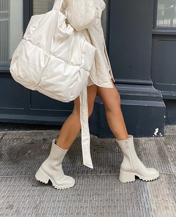 Stílusiskola: így viseld ősszel a nude színt - DIVAT&STÍLUS - Stílusiskola - divat, nude, outfit, ősz, stílus, 