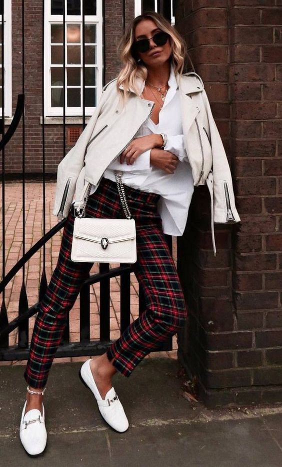 Stílusiskola: így viselj kockás nadrágokat idén ősszel - DIVAT&STÍLUS - Stílusiskola - divat, kockás, kockás nadrág, outfit, stílus, 