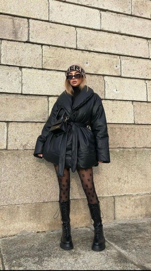 Stílusiskola: Outfit ötletek mintás harisnyával - DIVAT&STÍLUS - Stílusiskola - divat, harisnya, mintás harisnya, outfit, ősz, stílus, 