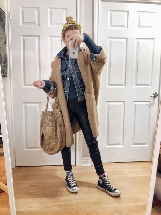 Stílusiskola: így viselj ősszel farmerdzsekit szövetkabáttal - DIVAT&STÍLUS - Stílusiskola - divat, farmerdzseki, outfit, stílus, szövetkabát, 