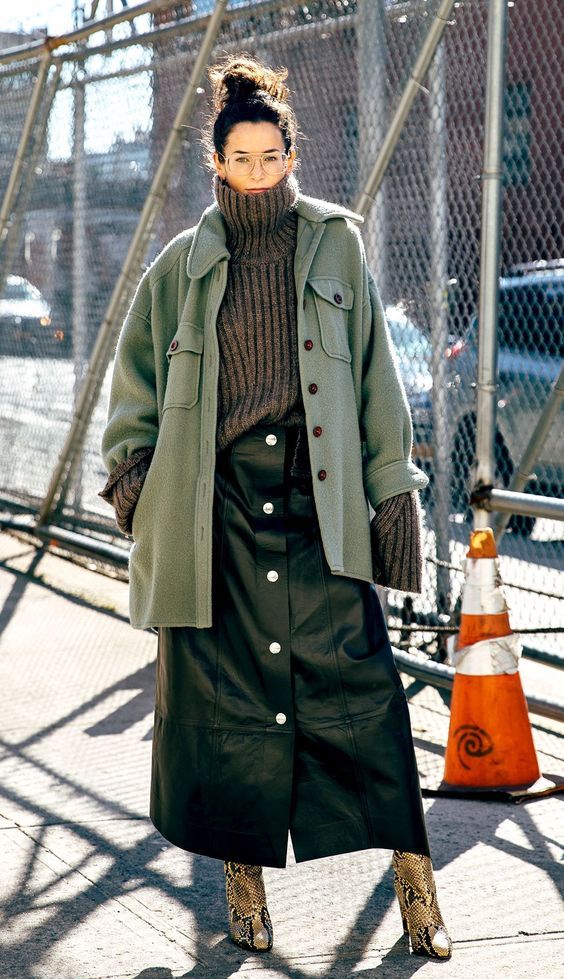 Stílusiskola: műbőr szoknyák, az őszi-téli szezon kedvencei - DIVAT&STÍLUS - Stílusiskola - divat, műbőrszoknya, outfit, ősz, stílus, szoknya, tél, 