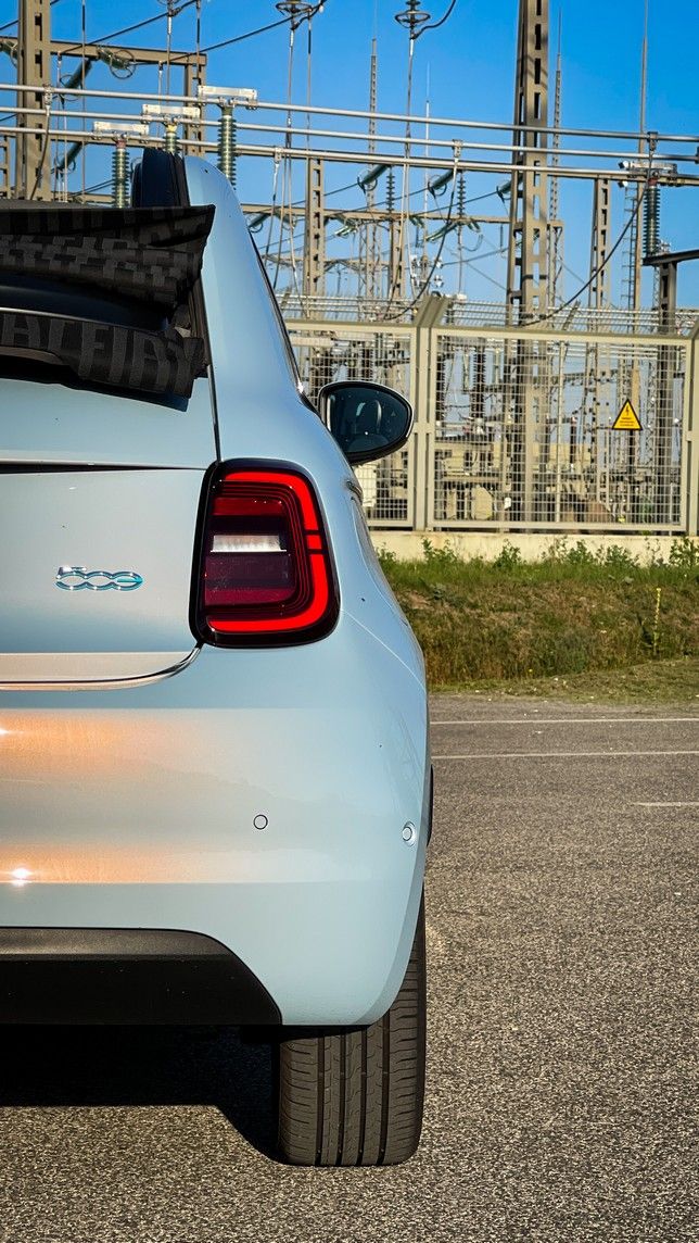 Csöpp kisautó, sok cukorral – Fiat 500e La Prima - STYLENEWS - Mobility - 2021 fiat 500e La prima, 500e teszt, fiat 500e, Fiat 500e teszt, 