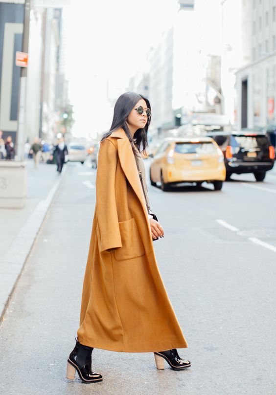 Stílusiskola: így viselj maxi kabátokat - DIVAT&STÍLUS - Stílusiskola - kabát, maxi kabát, outfit, ősz, stílus, 