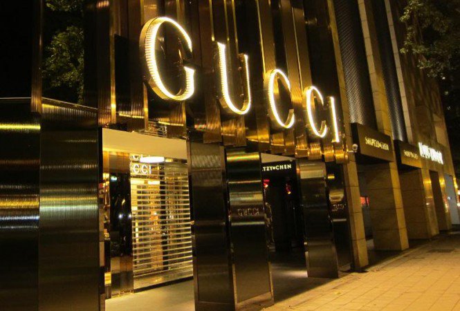 Egy divatdinasztia drámája - Stílusiskola -  - cégtörténet, divat, divattörténet, gucci, 