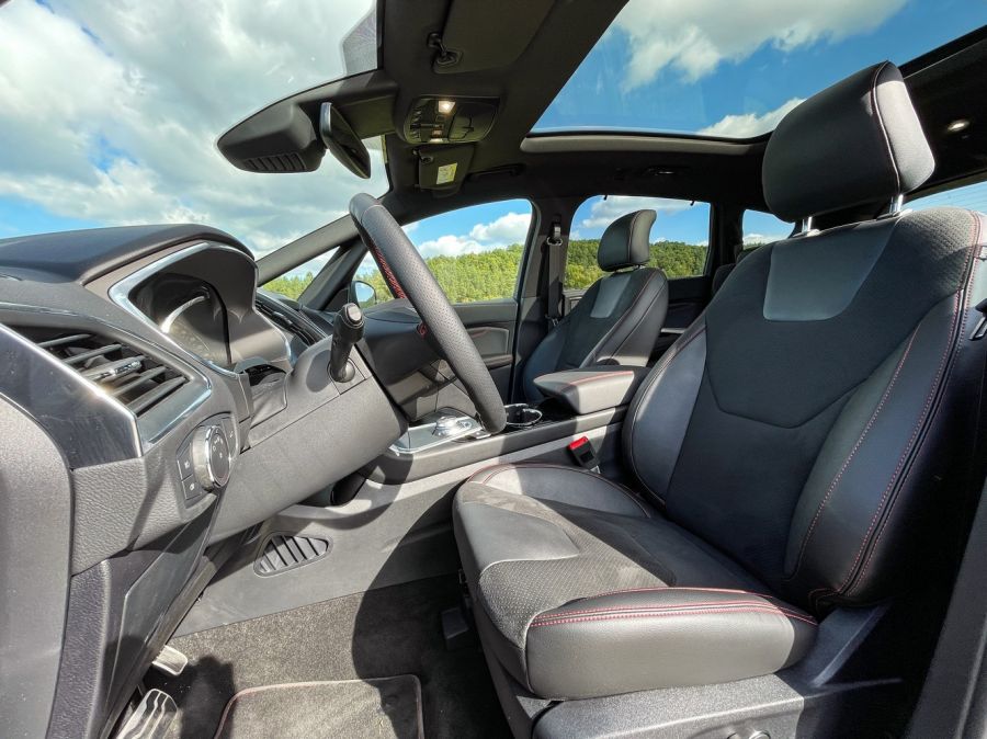 Régi ismerős új szívvel – Ford S-Max 2.5l FHEV FWD - STYLENEWS - Mobility - 2021 Ford S-MAX, 2021 Ford S-Max teszt, Ford S-Max 2.5 FHEV FWD teszt, Ford S-Max teszt, S-Max FHEV teszt, S-Max full hybrid teszt, 