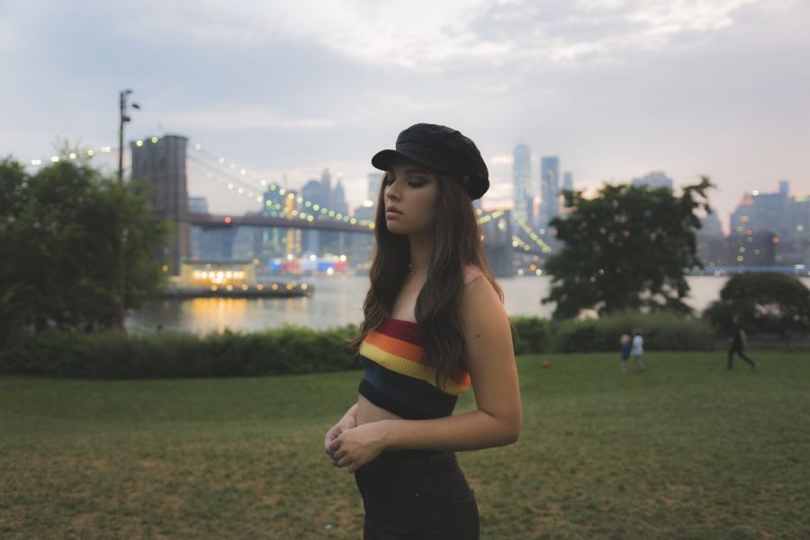 Azért mert 'kihívóan' öltözködöm, még nem vagyok ribanc - KERESD A NŐT  - Fesztelen mindennapok - cyberbullying, ítélkezés, labelling, megítélés, 