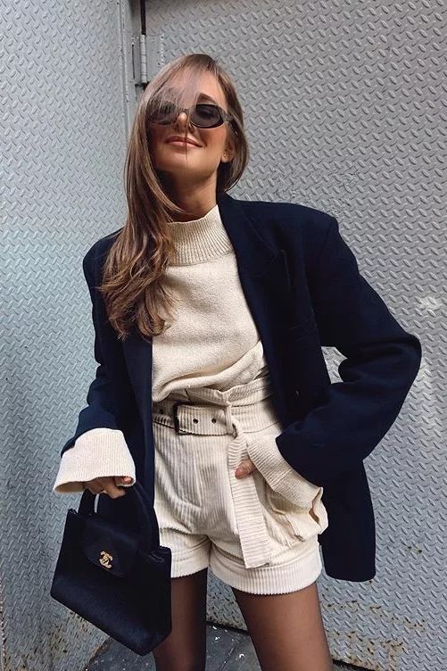 Stílusiskola: így viselj ősszel shortokat - DIVAT&STÍLUS - Stílusiskola - divat, outfit, ősz, short, stílus, 