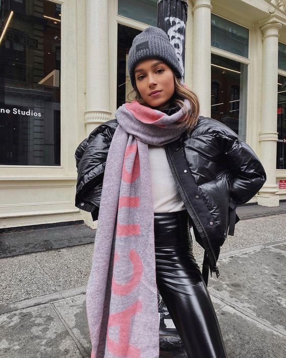 Stílusiskola: a szezon kedvencei a hatalmas puha sálak - DIVAT&STÍLUS - Stílusiskola - divat, outfit, ősz, sál, stílus, 