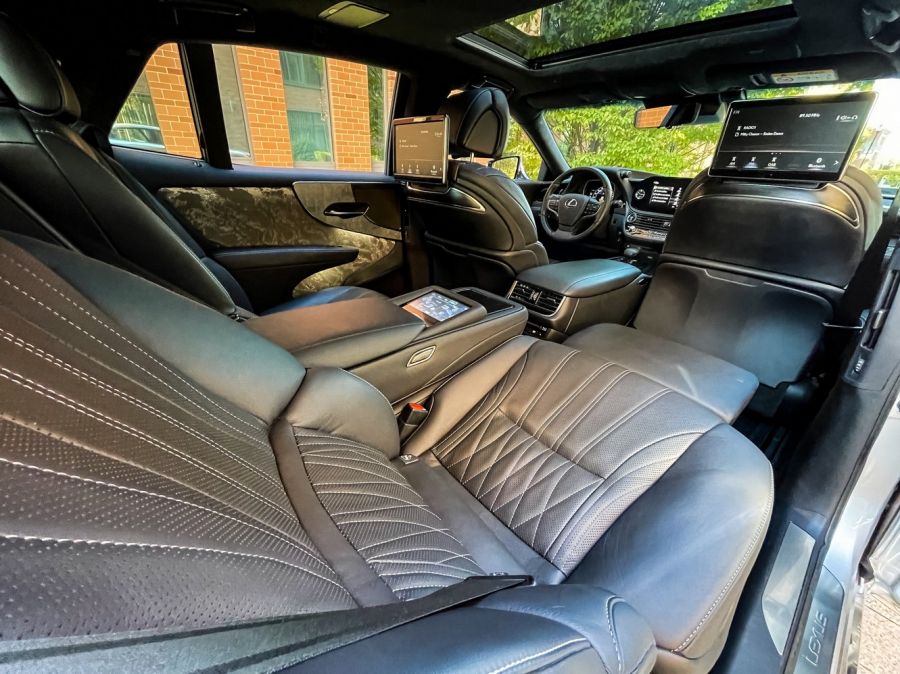 A rendszerváltás óta eltelt idő – Lexus LS 500h - STYLENEWS - Mobility - lexus LS 500h teszt, Lexus LS teszt, Lexus LS500h, LS 500h teszt, 